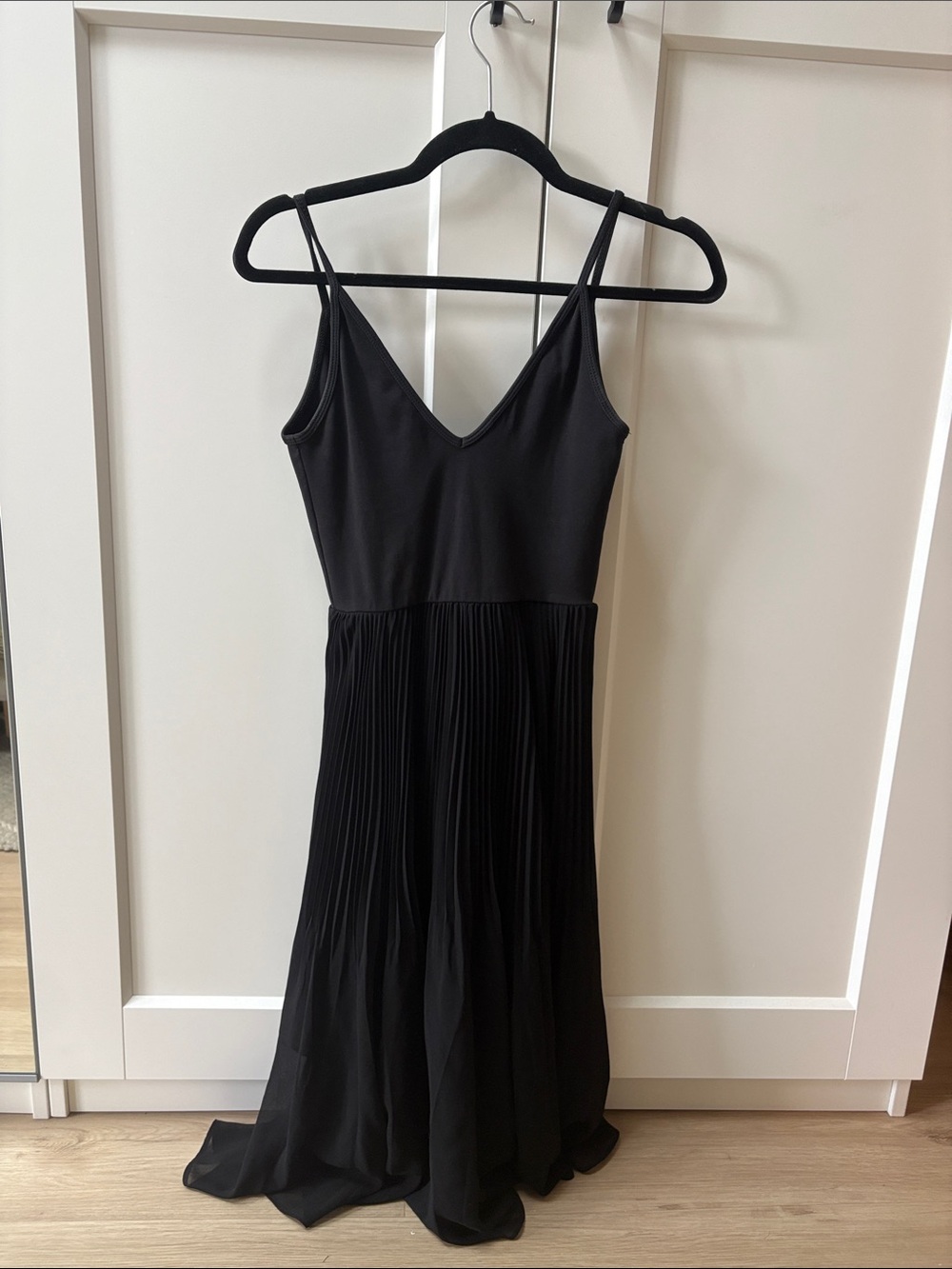 Aritzia Wilfred Black Pleated Spaghetti-Strap Dress - Elegant Women’s  Dress